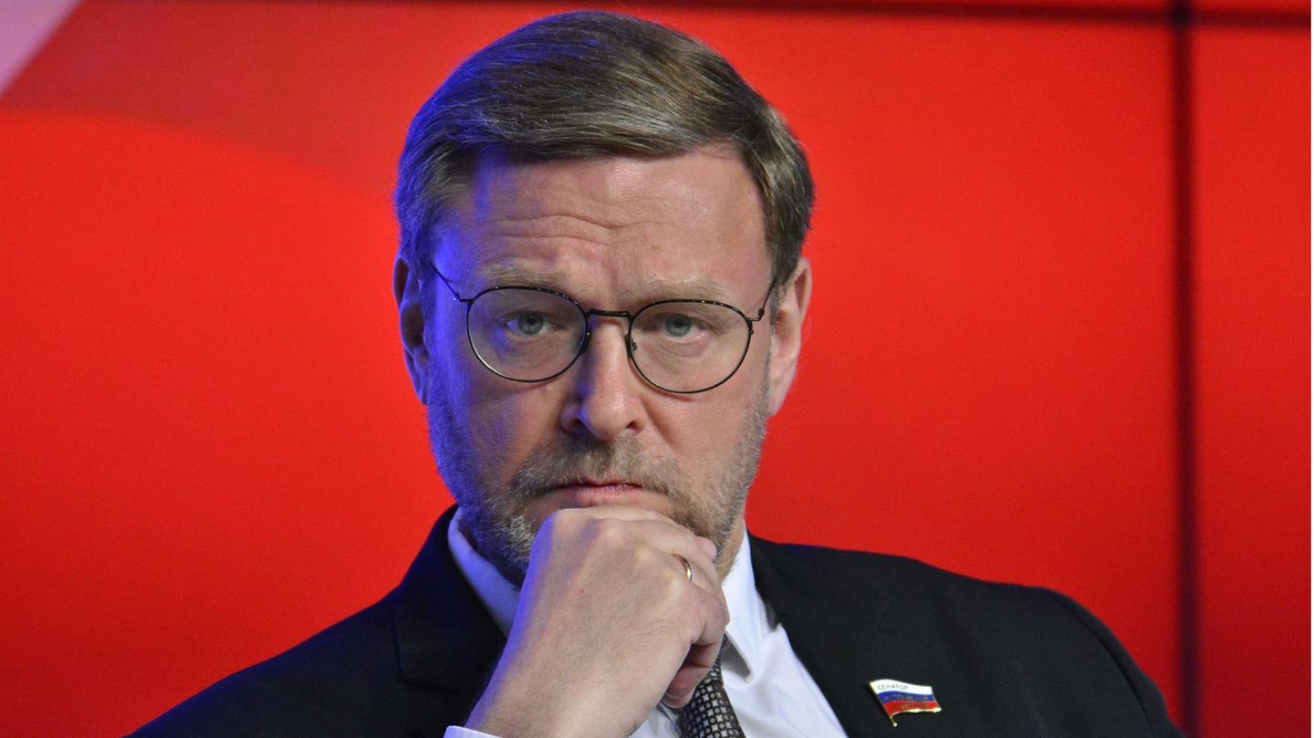 Konstantin Kossatschow, einer der führenden Außenpolitiker Russlands