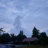 Nur noch vereinzelt steigen Montagmorgen Rauchschwaden über dem Waldstück bei Treuenbriezen auf