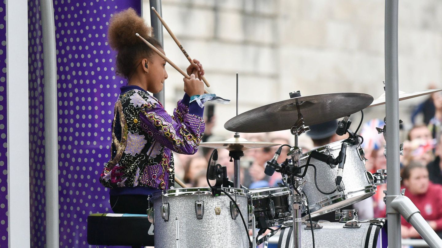 Nandi Bushell soll bei Foo Fighters Schlagzeug spielen