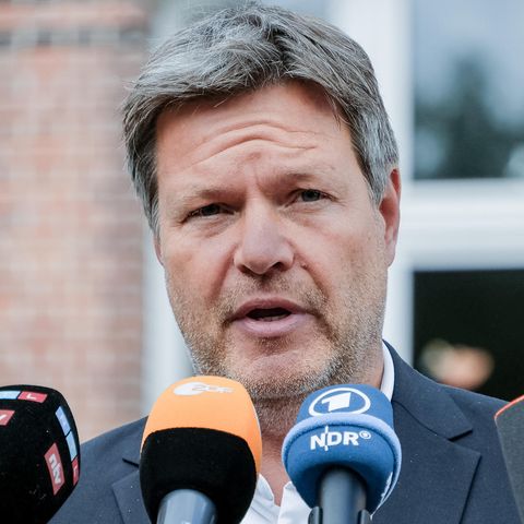 Robert Habeck spricht zu Gasmangel-Problematik