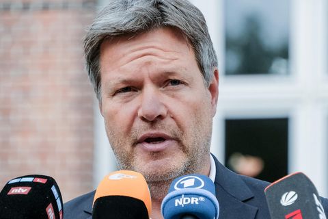 Robert Habeck spricht zu Gasmangel-Problematik