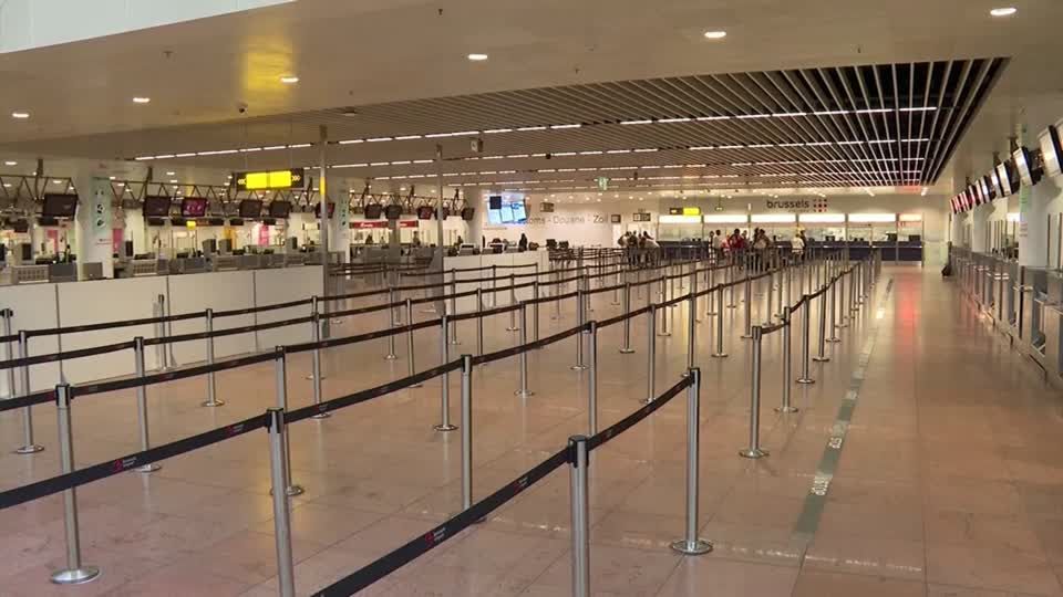 Video: Protest gegen hohe Preise legt Flughafen lahm