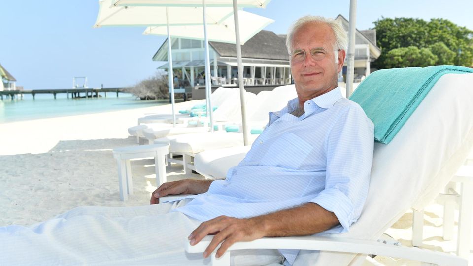 Harald Schmidt am Strand