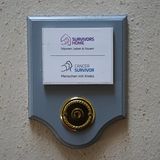 Klingel des Survivors Home
