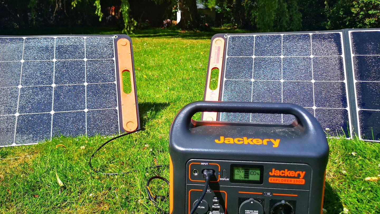 Die größere Box sollte mit zwei 100-Watt-Panels betrieben werden.