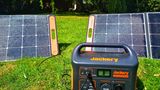 Die größere Box sollte mit zwei 100-Watt-Panels betrieben werden.