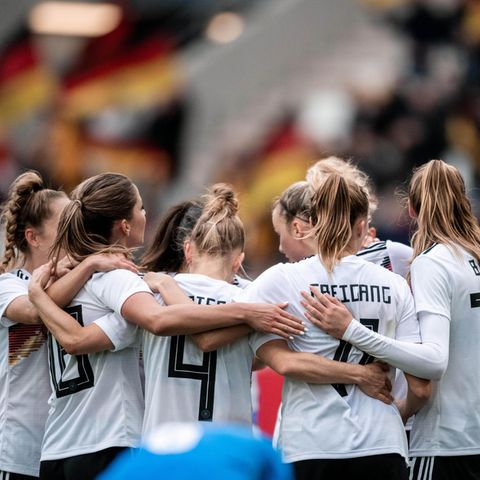 DFB-Frauen jubeln nach einem Tor