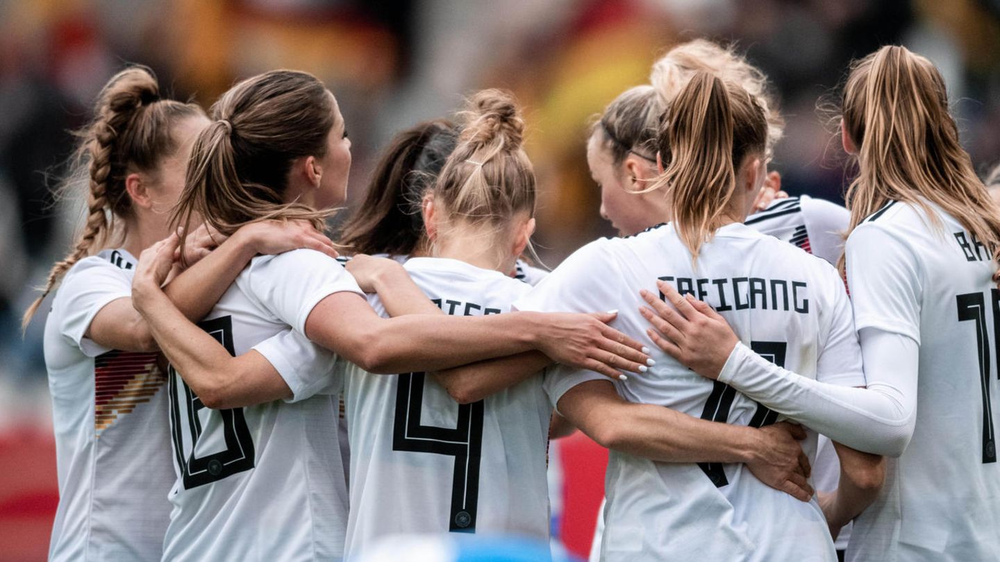 DFB-Frauen jubeln nach einem Tor