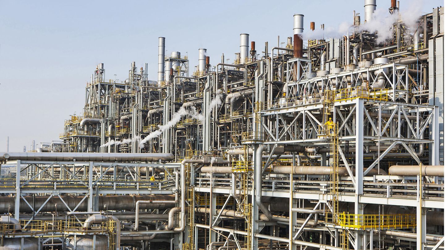 Chemieindustrie: Ethylen-Anlage bei BASF – hier entsteht Acetylen
