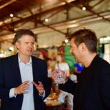 Lars Haider (l.), Chefredakteur des "Hamburger Abendblatt" und Gregor Peter Schmitz, Vorsitzender der stern-Chefredaktion