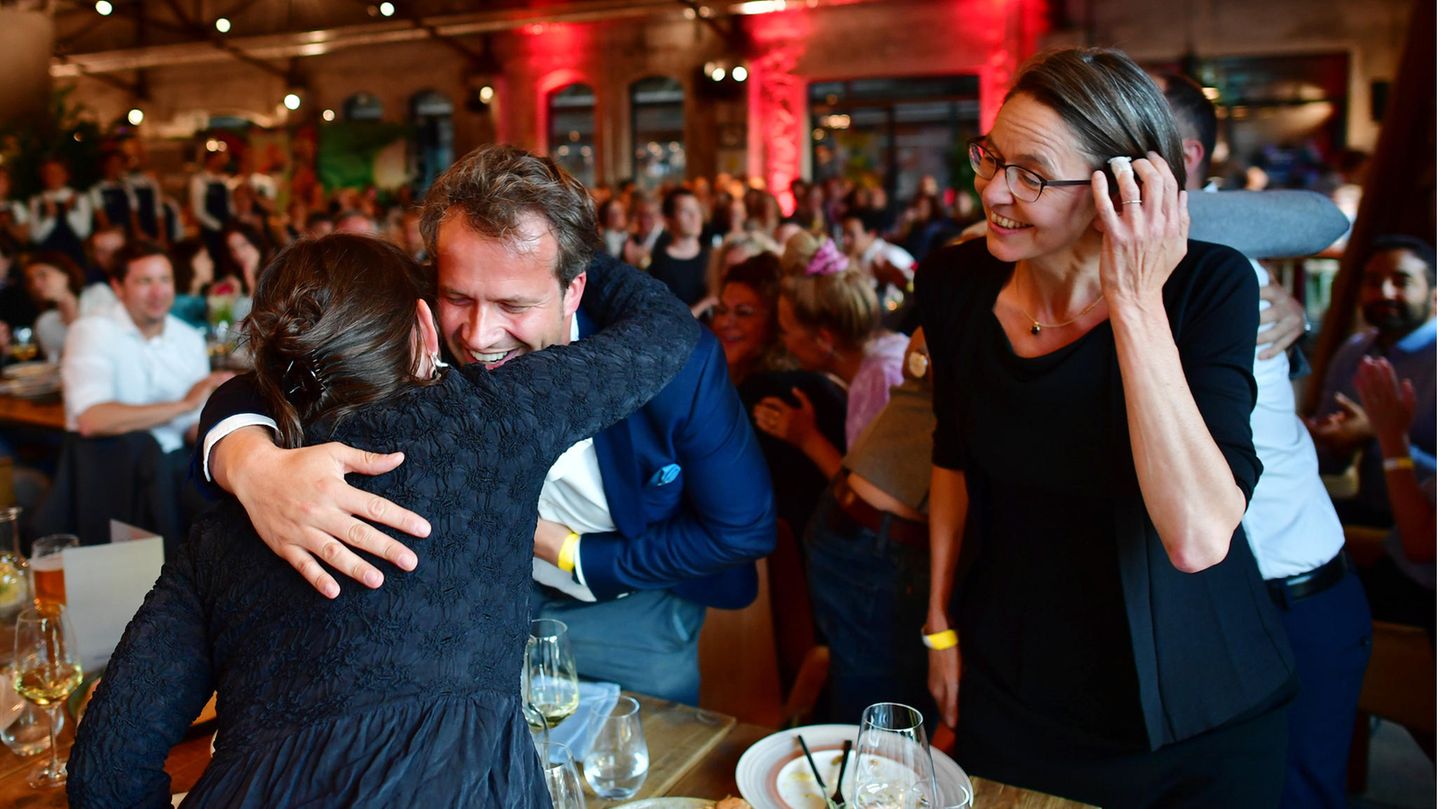Von links: Die Preisträger:innen in der Kategorie "Geschichte des Jahres" Juliane Löffler, Martin U. Müller und Isabell Hülsen 