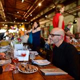 Annette Ramelsberger ("Süddeutsche Zeitung"), Beiratsmitglied und Laudatorin des STERN Preis 2022, und Giuseppe Di Grazia, Redaktionsleiter stern Crime und Jurymitglied in der Kategorie "Investigation"