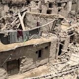 Häuserruinen nach dem Erdbeben