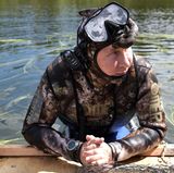 Und dann runter auf den Grund eines Sees. Wladimir Putin ist eben ein Multi-Talent. 