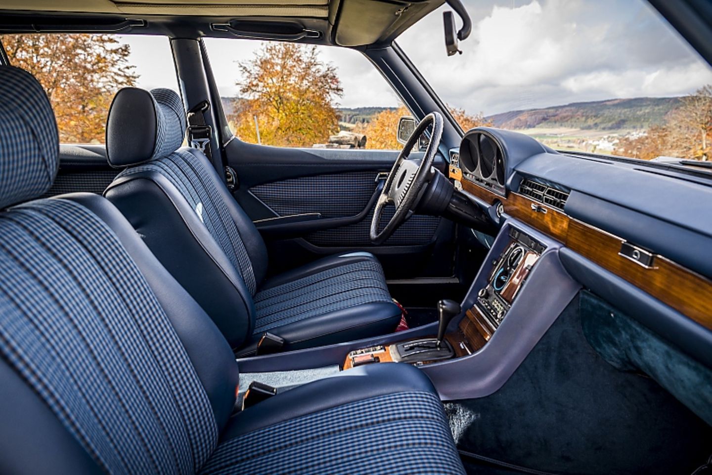 Mercedes 350 SE