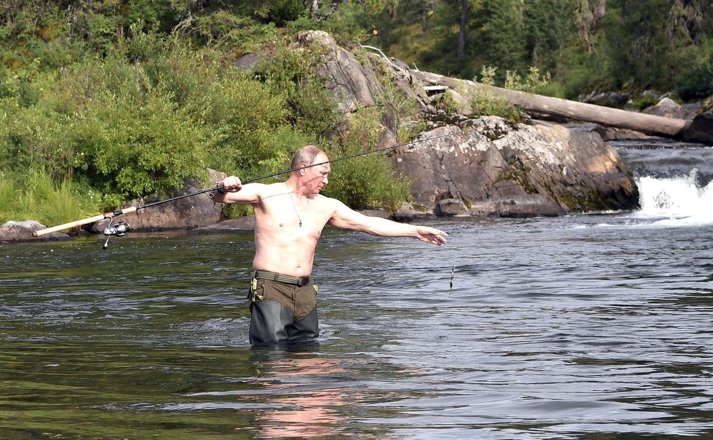 Wladimir Putin in der sibirischen Wildnis an der Grenze zu der Mongolei im Sommer 2017 