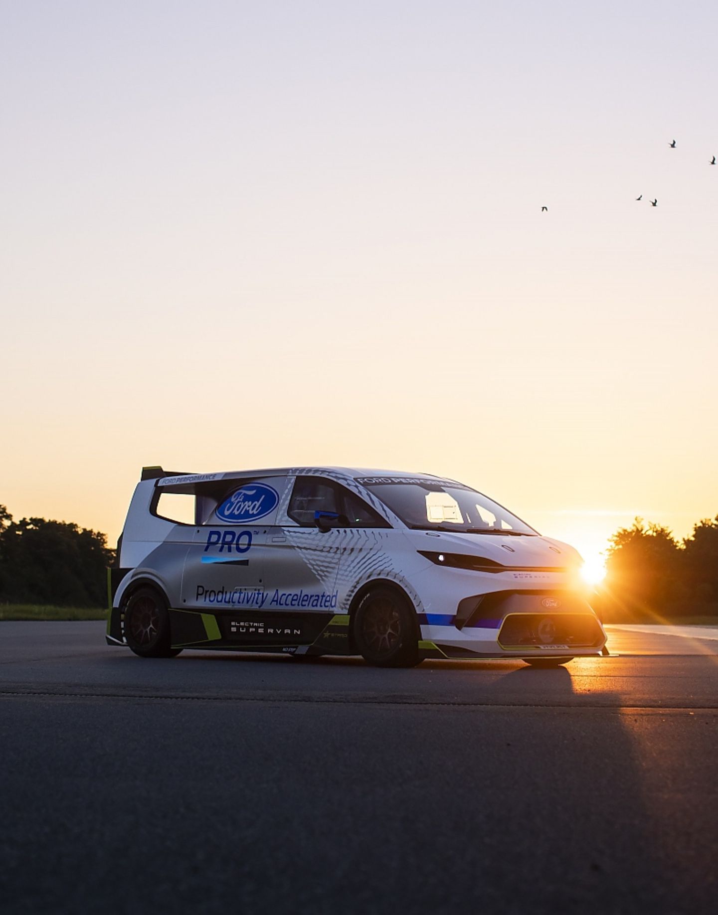 Ford Pro Electric Supervan