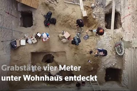 Video: Grabstätte vier Meter unter Wohnhaus entdeckt