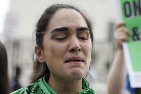 Rund um die Supreme-Court-Entscheidung versammelten sich in Washington Abtreibungs-Befürworter und Gegner: