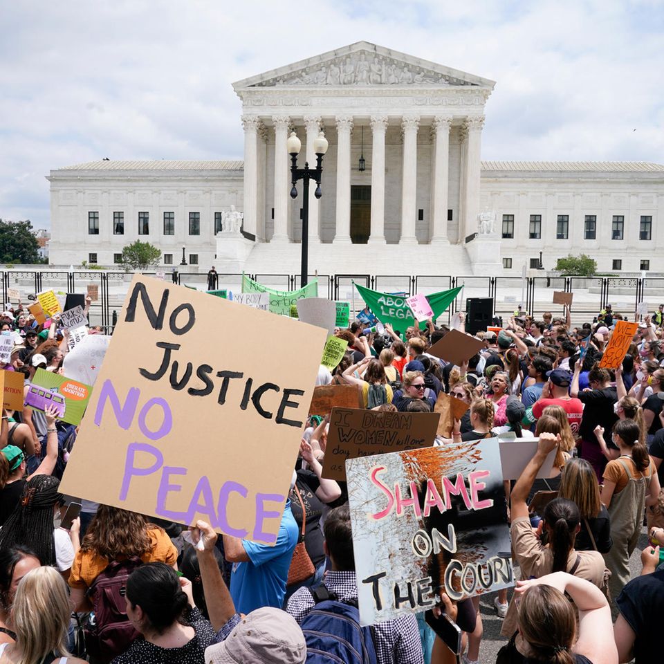 Demonstranten vor dem Supreme Court