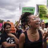 Nachdem das Gerichtsurteil bekannt geworden ist, werden die Befürworterinnen von Abtreibungen besonders laut.