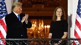 Donald Trump applaudiert Amy Coney Barrett