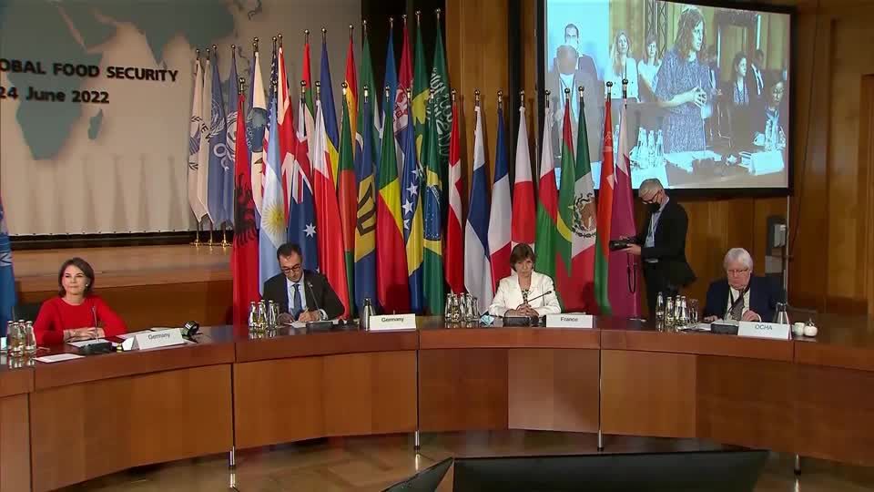 Video: G7 sagen Russland auch wegen "Korn-Krieg" den Kampf an Video: G7 sagen Russland auch wegen "Korn-Krieg" den Kampf an
