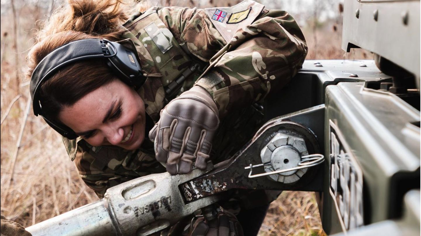 Se puede entrar al ejército con gafas