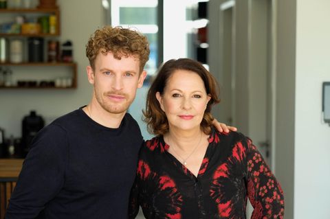 Lukas Klaschinski und Stefanie Stahl gehören zu den erfolgreichsten Podcastern im Feld des Psychotainments