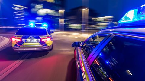 Polizeiwagen als Symbolfoto für Massenschlägerei in Essen