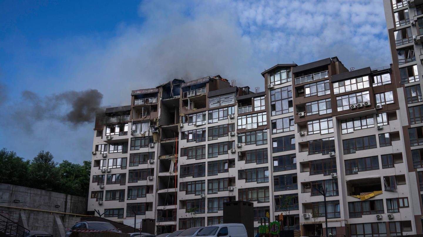 Ukraine: Explosions in Kyiv — Zelenskyj wants to recapture cities