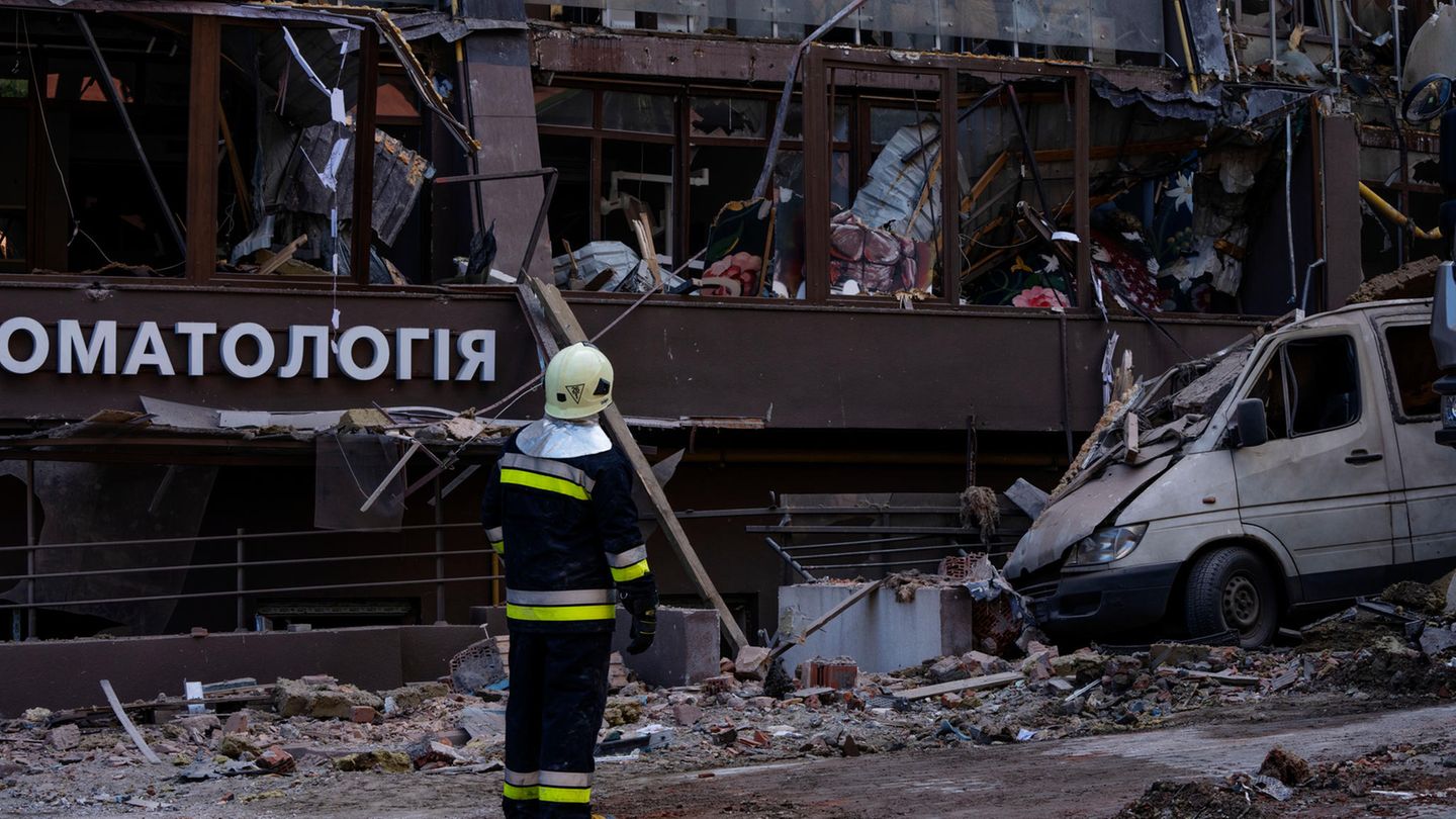 Kyiv: Russian rocket attacks shake Ukrainian capital