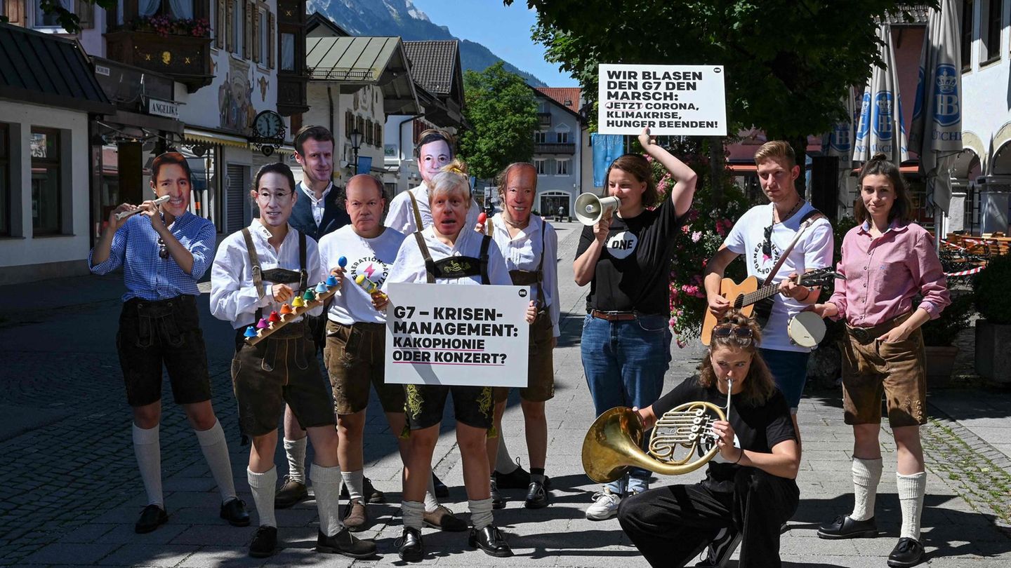 NGO "One" protestiert