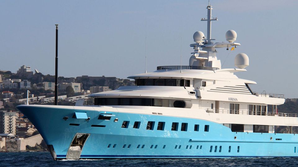 Beschlagnahme Jacht "Axioma" von Dimitri Pumpianski wurde für 39 Millionen Euro versteigert