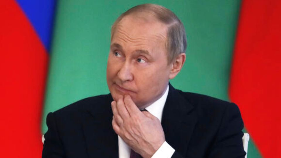 Sein Land steht vor dem Zahlungsausfall: Russlands Präsident Wladimir Putin.