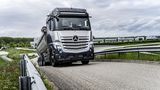 Daimler GenH2 Truck
