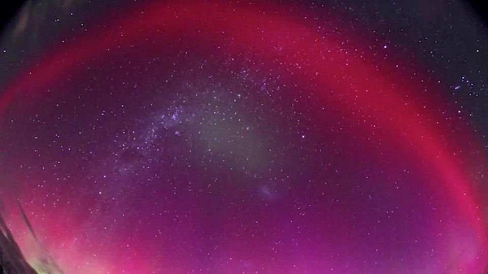 Regenbogen der Nacht: Forscher rätseln über unheimliches Himmelsphänomen
