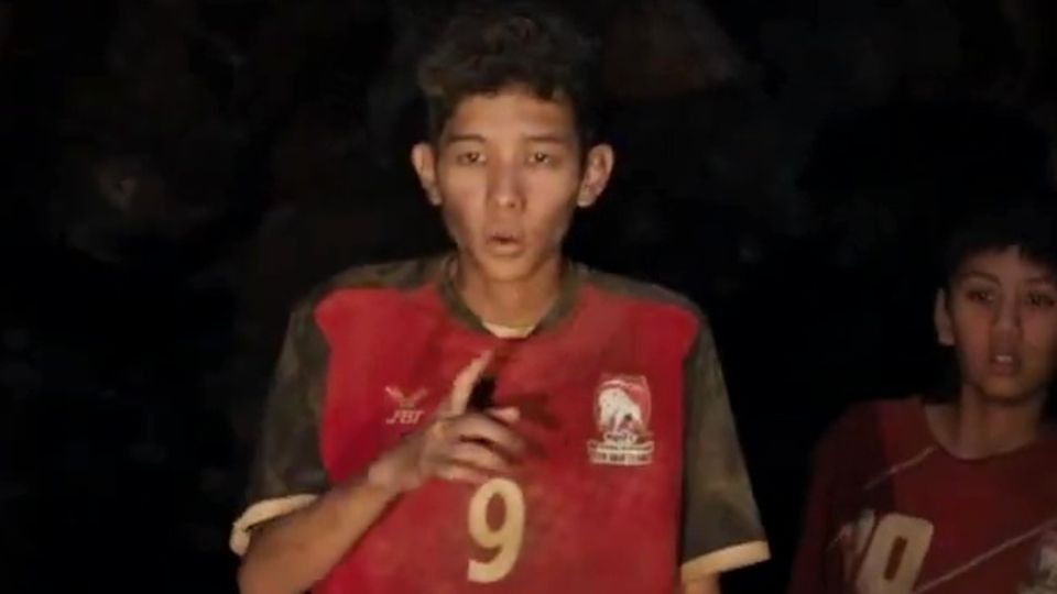 Verschüttete Jungen in Thailand: Film über dramatische Rettung im Trailer