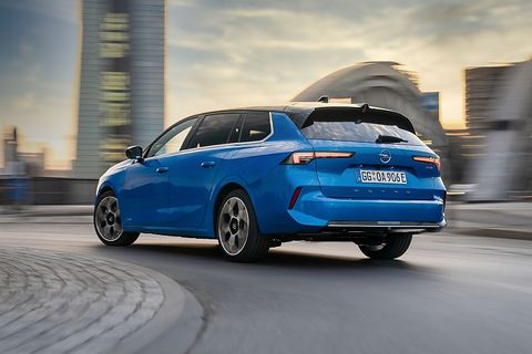Opel Astra Sports Tourer Hybrid
