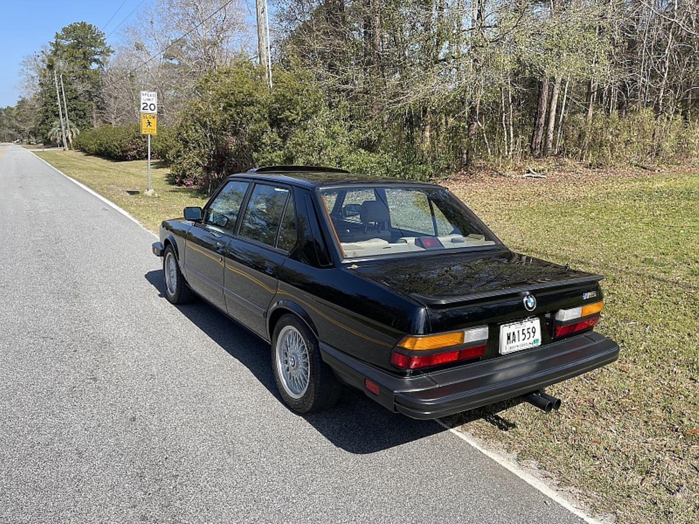 BMW M5 E28