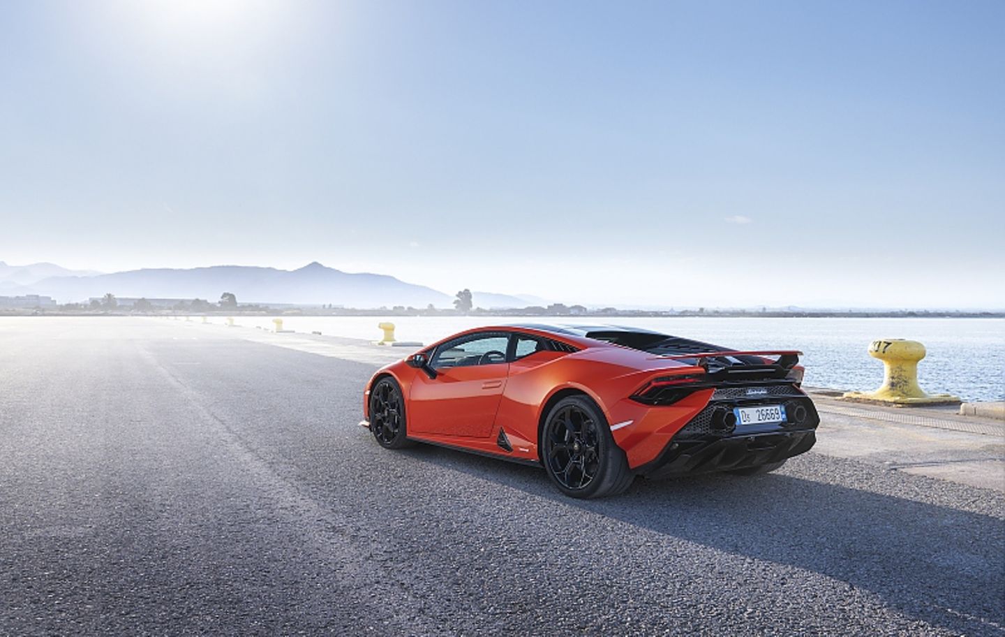 Lamborghini Huracan Tecnica 2022