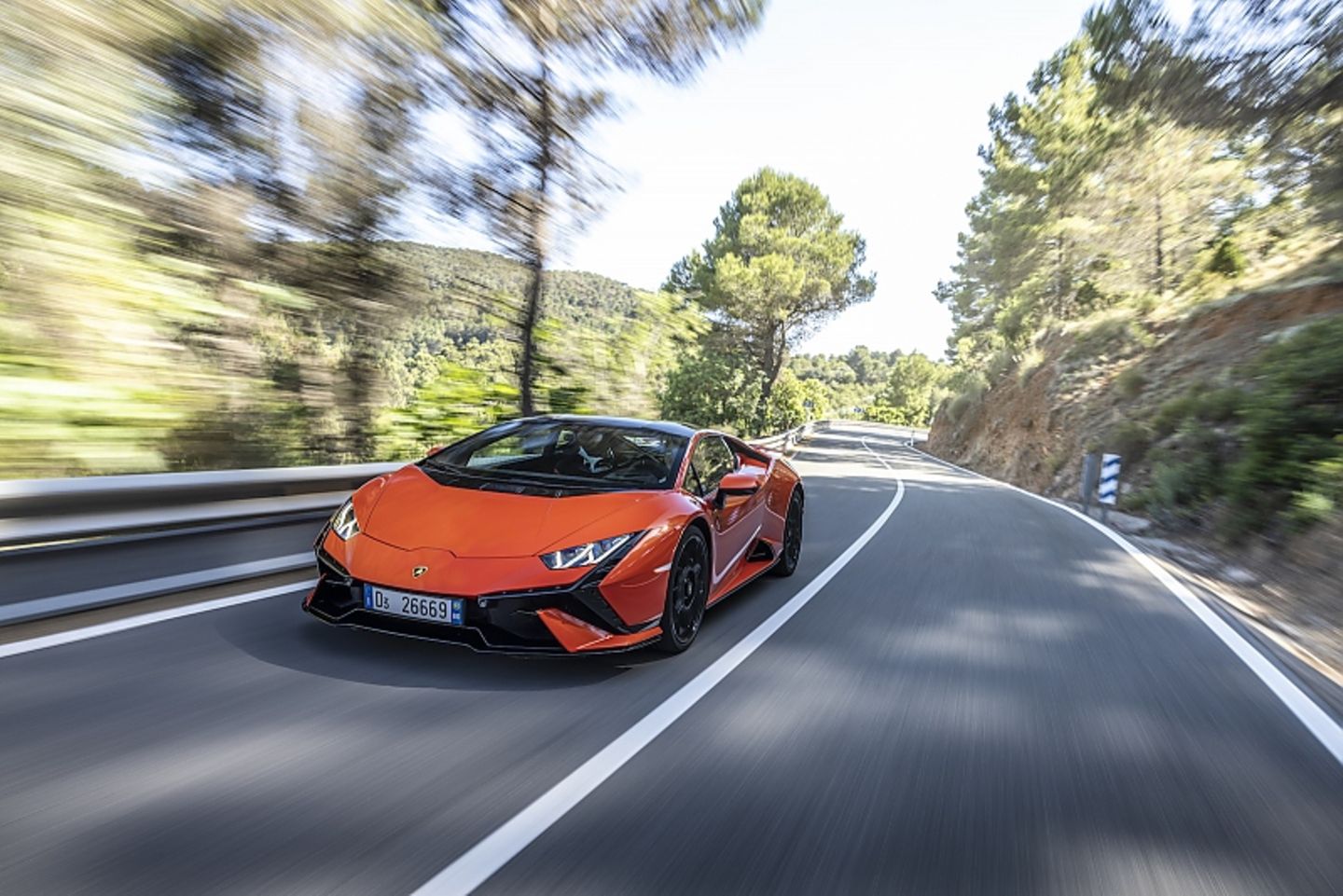 Lamborghini_Huracan_Tecnica-42.jpg