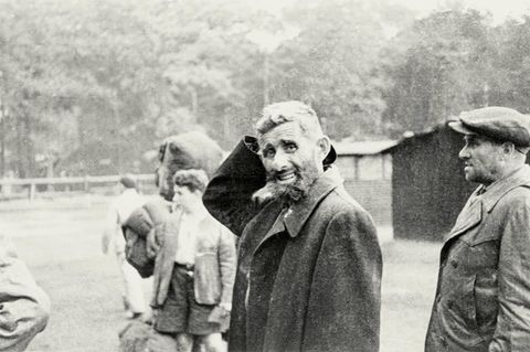Passagiere der "Exodus 1947" in einem Auffanglager in Pöppendorf