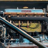 Der Dreiliter-Vierzylinder hat rund 65 PS