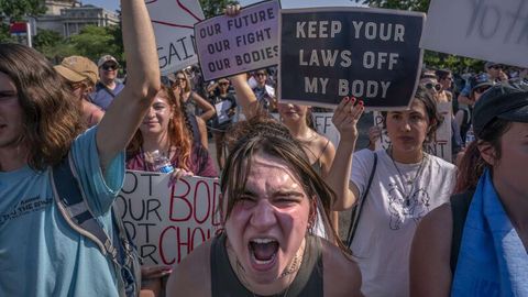 Nach dem Supreme-Court-Urteil protestieren in den USA Tausende für das Recht auf Abtreibung