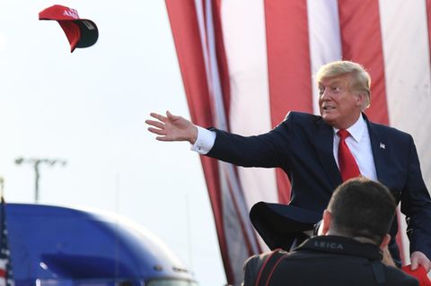Donald Trump auf Wahlkampfbühne