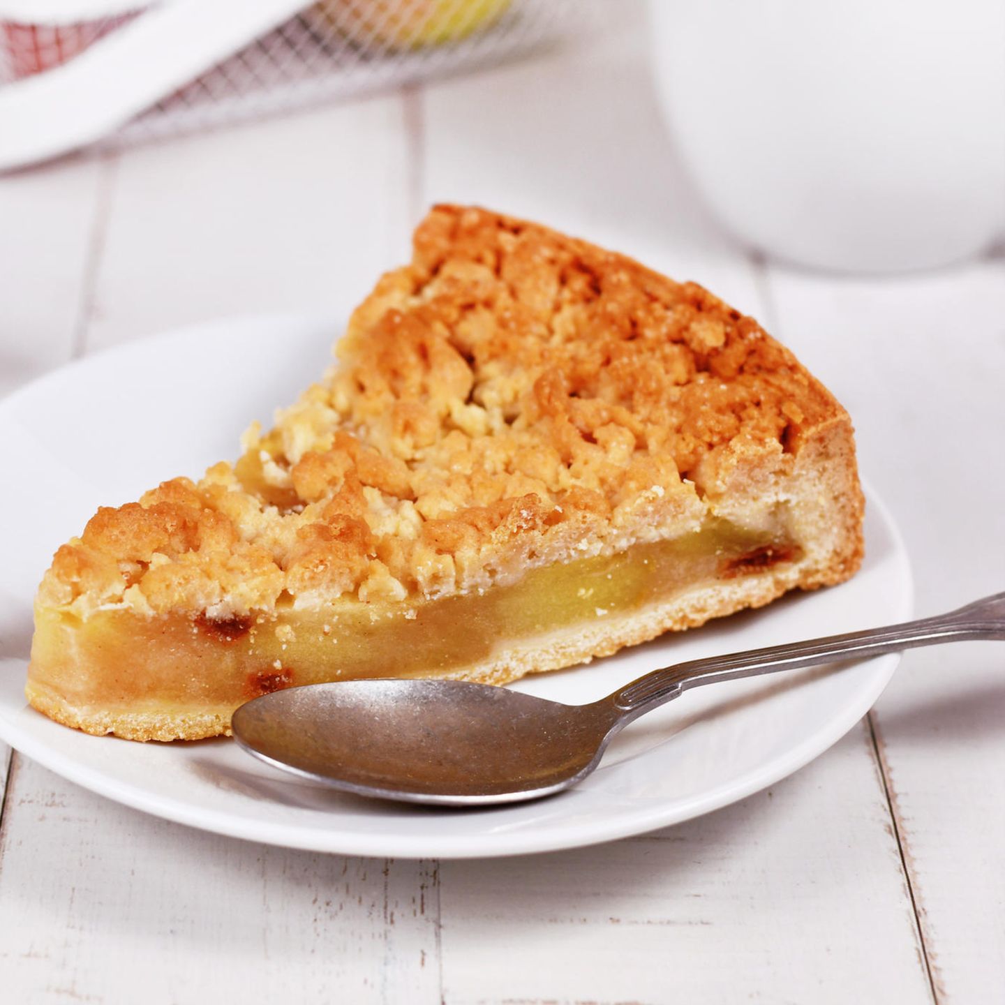 Schnelles und leckeres Rezept: Apfelkuchen mit nur vier Zutaten