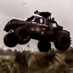Ukraine: Auto schaltet ganze Panzer-Kolonne aus – das steckt hinter dem unglaublichen Video
