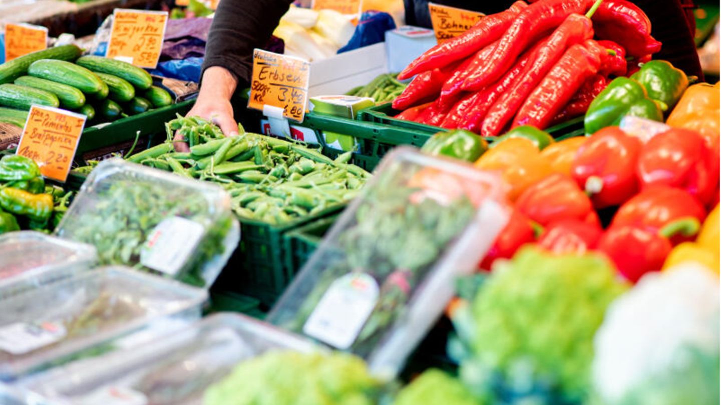 Inflation: Steigende Preise machen immer mehr Menschen zu schaffen. Händler gehen von weiteren Preiserhöhungen aus