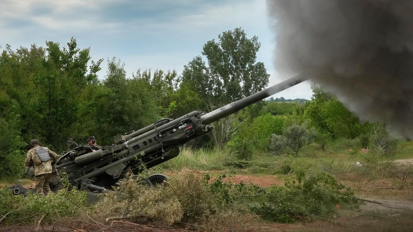 Ukraine-News: Ukrainian positions are under heavy fire